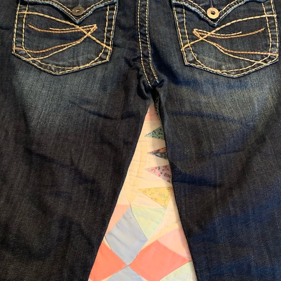 Silver Jeans McKenzie Capri Size 33 - Picture 3 of 6